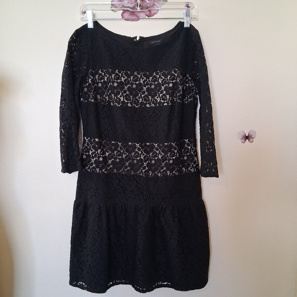 Ann Taylor | Black Lace Shift Dress Short Size 2